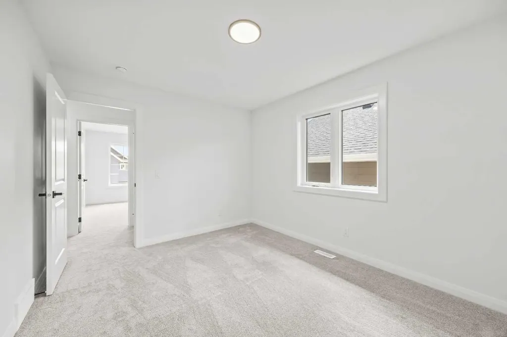 278 Creekstone Hill SW Calgary AB T3P 2V3