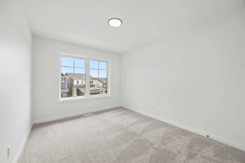 278 Creekstone Hill SW Calgary AB T3P 2V3