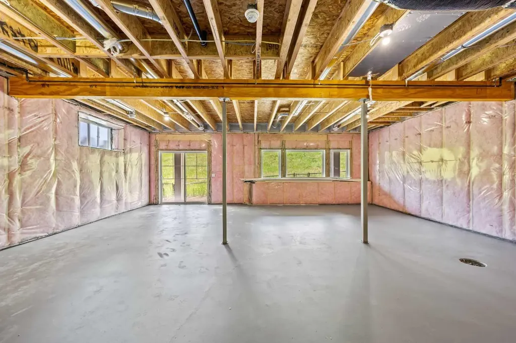 278 Creekstone Hill SW Calgary AB T3P 2V3
