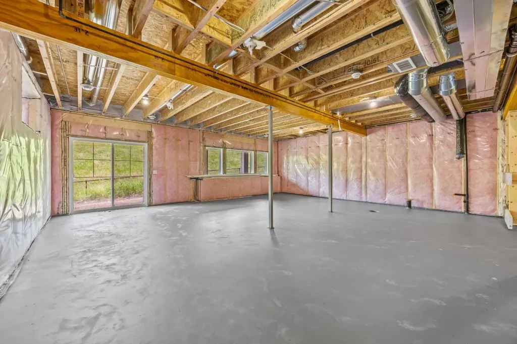 278 Creekstone Hill SW Calgary AB T3P 2V3