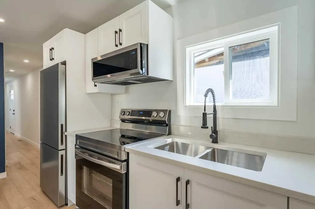 36 Big Hill Way SE Airdrie AB T4A1M7