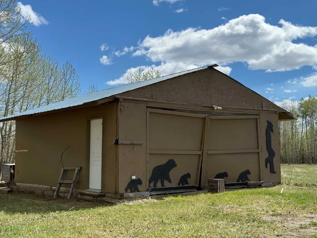 344019 22 Highway Rural Clearwater County AB T0M1C0