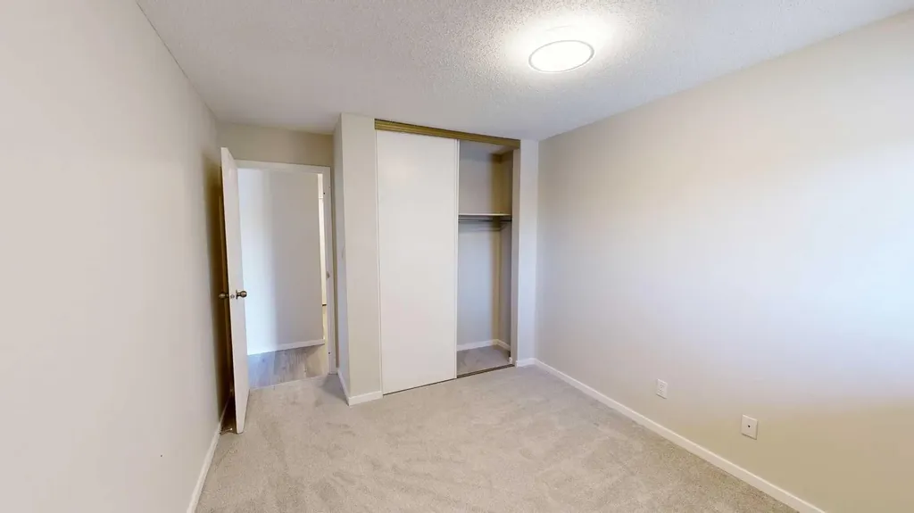 405 Columbia Boulevard W Lethbridge AB T1K 4R6