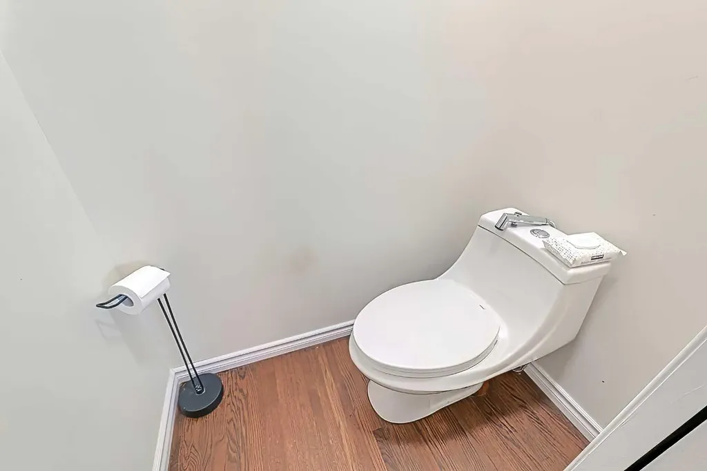 5940 Dalkeith Hill NW Calgary AB T3A 1G6