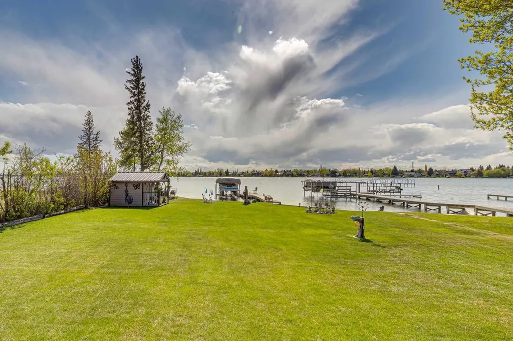275 East Chestermere Drive Chestermere AB T1X1A2
