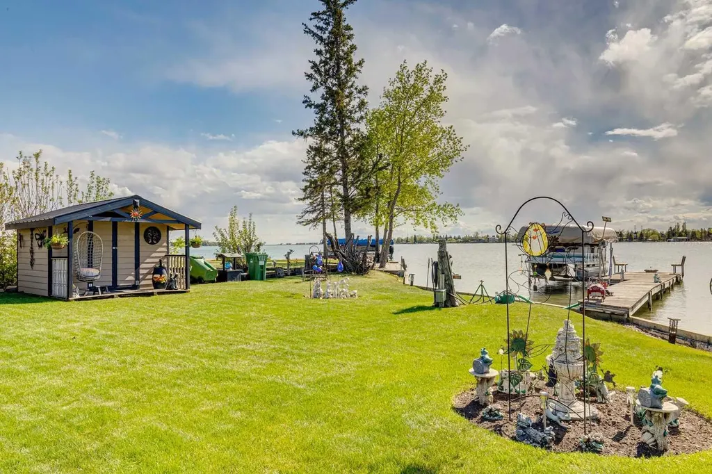 275 East Chestermere Drive Chestermere AB T1X1A2