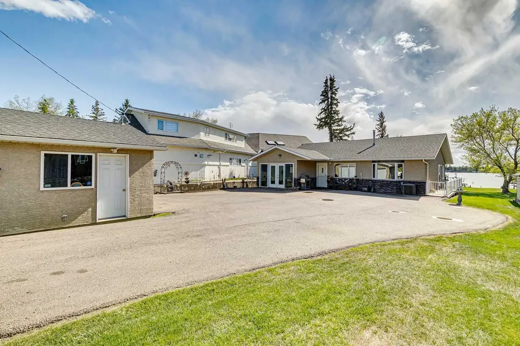 275 East Chestermere Drive Chestermere AB T1X1A2