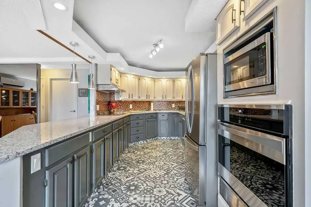 300 Meredith Road NE Calgary AB T2E 7A8
