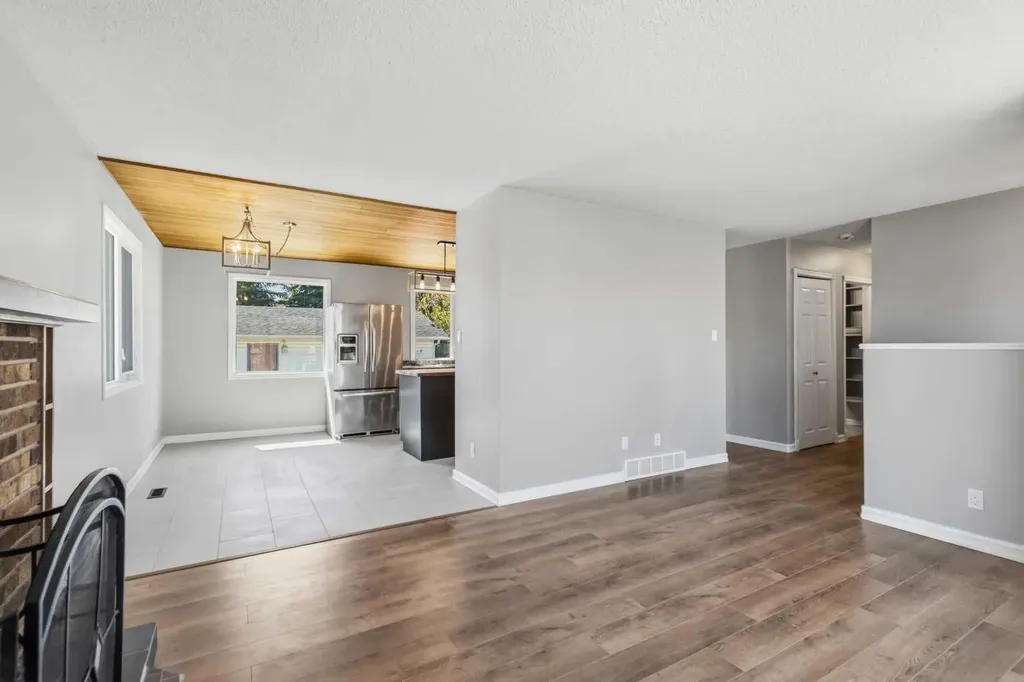 189 Wolverine Drive Fort Mcmurray AB T9H 4L9