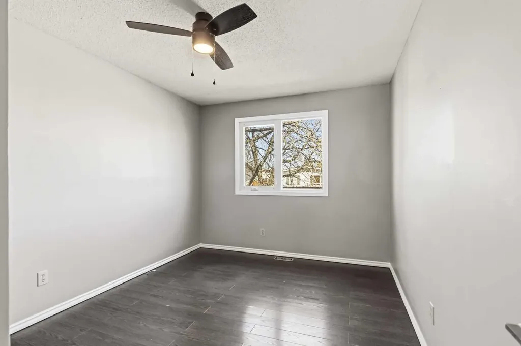 189 Wolverine Drive Fort Mcmurray AB T9H 4L9