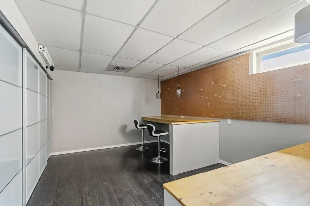 189 Wolverine Drive Fort Mcmurray AB T9H 4L9