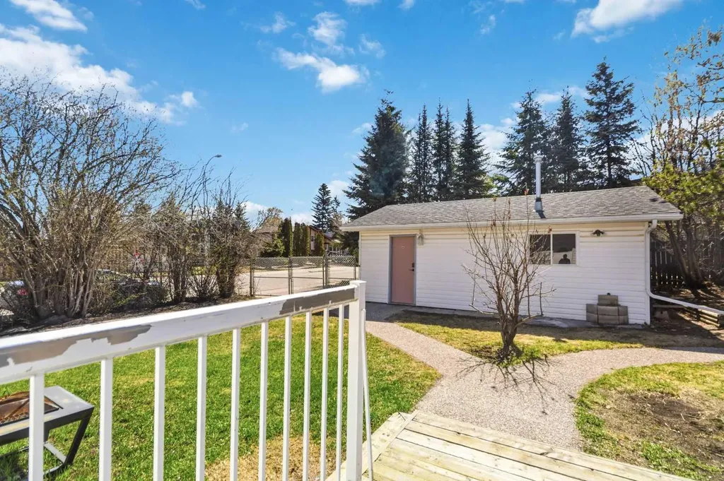 189 Wolverine Drive Fort Mcmurray AB T9H 4L9