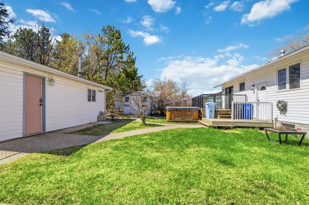 189 Wolverine Drive Fort Mcmurray AB T9H 4L9