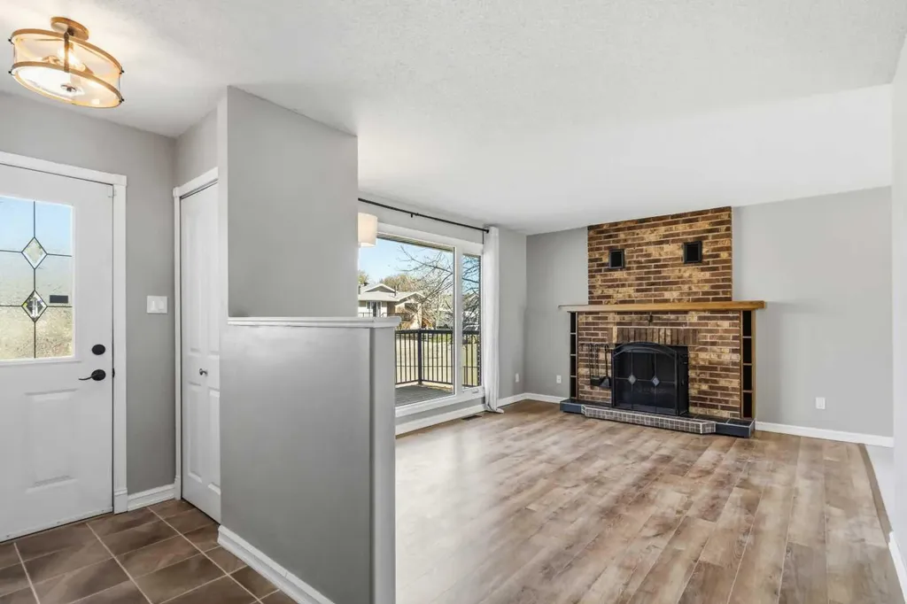 189 Wolverine Drive Fort Mcmurray AB T9H 4L9