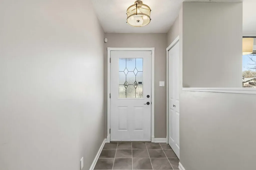 189 Wolverine Drive Fort Mcmurray AB T9H 4L9