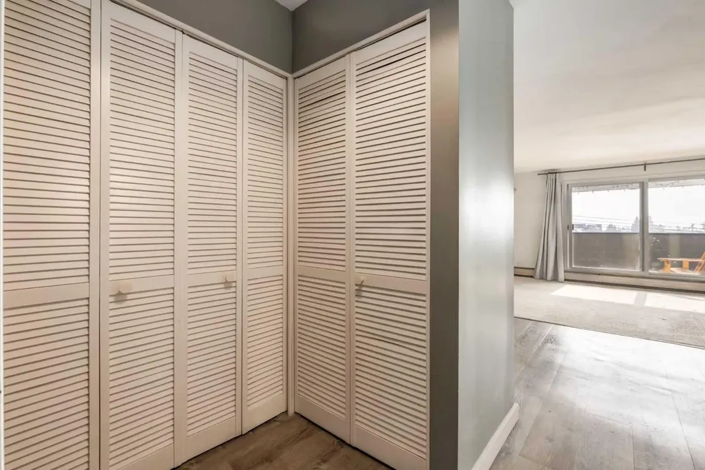 1513 26 Avenue SW Calgary AB T2T 1C4