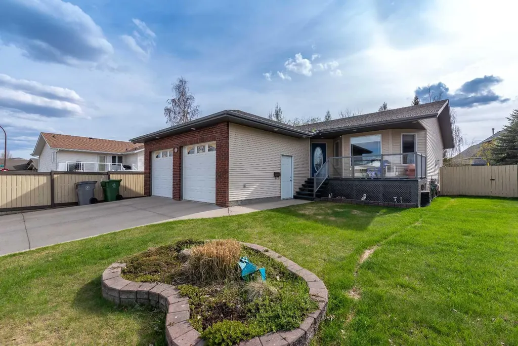 3906 63a Avenue Lloydminster AB T9V 2X8