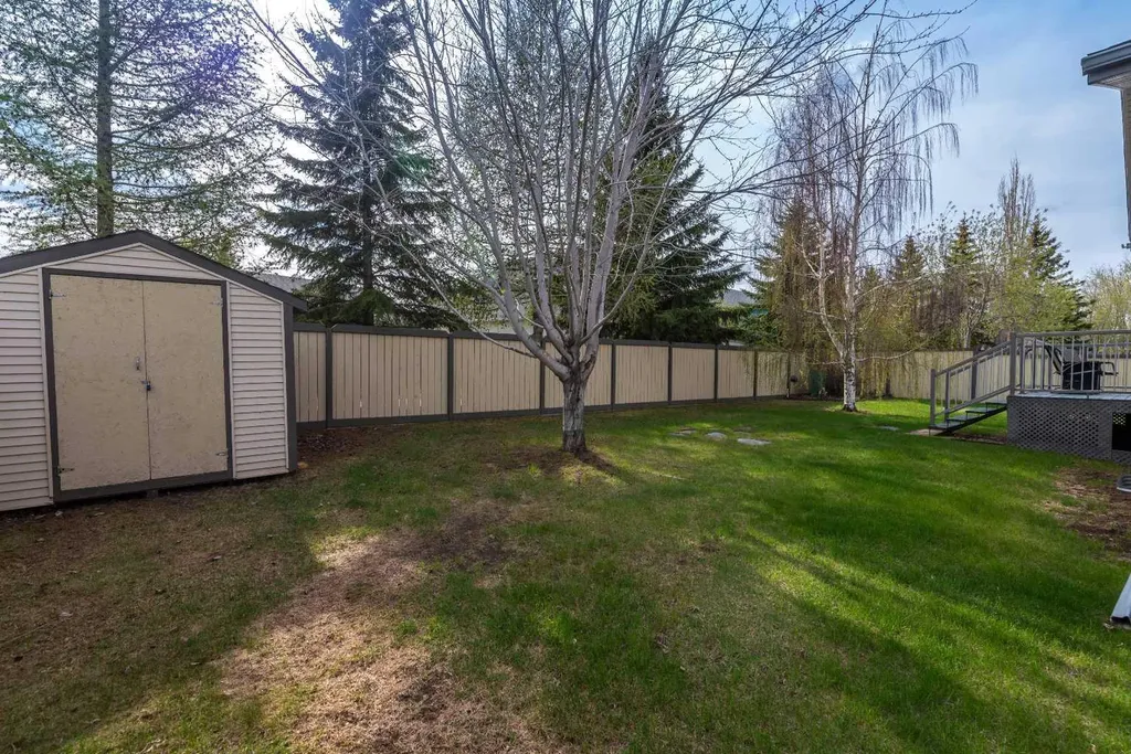 3906 63a Avenue Lloydminster AB T9V 2X8