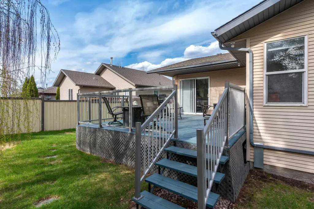 3906 63a Avenue Lloydminster AB T9V 2X8