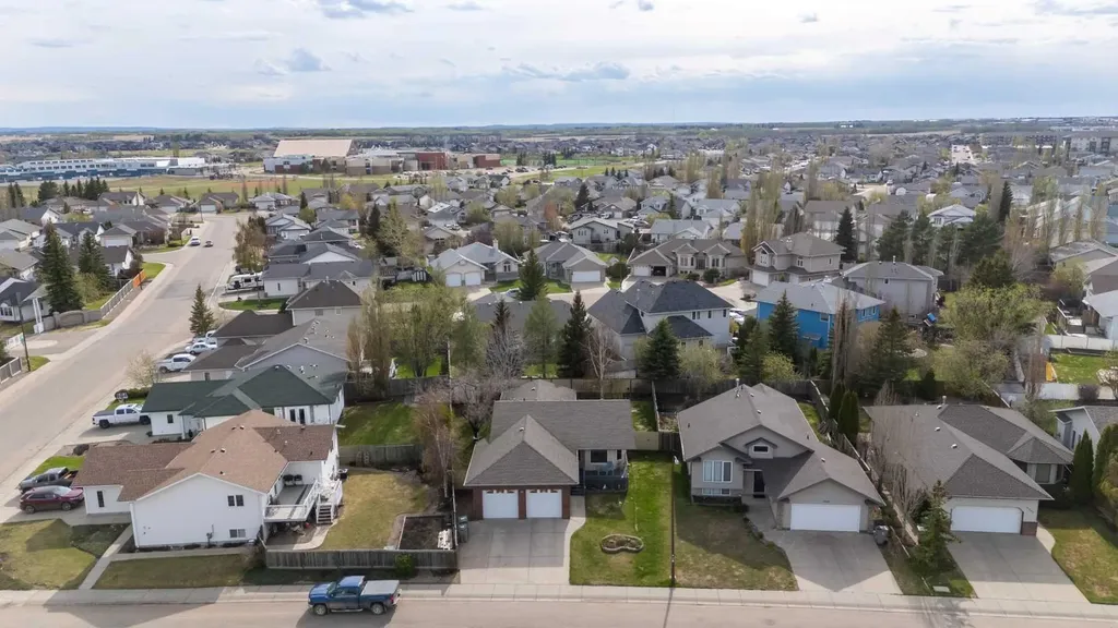 3906 63a Avenue Lloydminster AB T9V 2X8