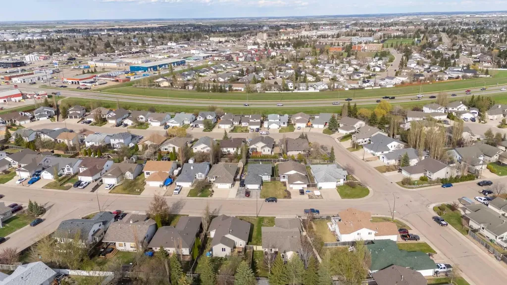 3906 63a Avenue Lloydminster AB T9V 2X8