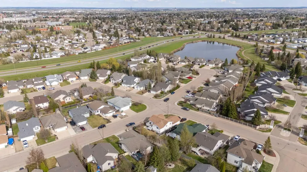 3906 63a Avenue Lloydminster AB T9V 2X8