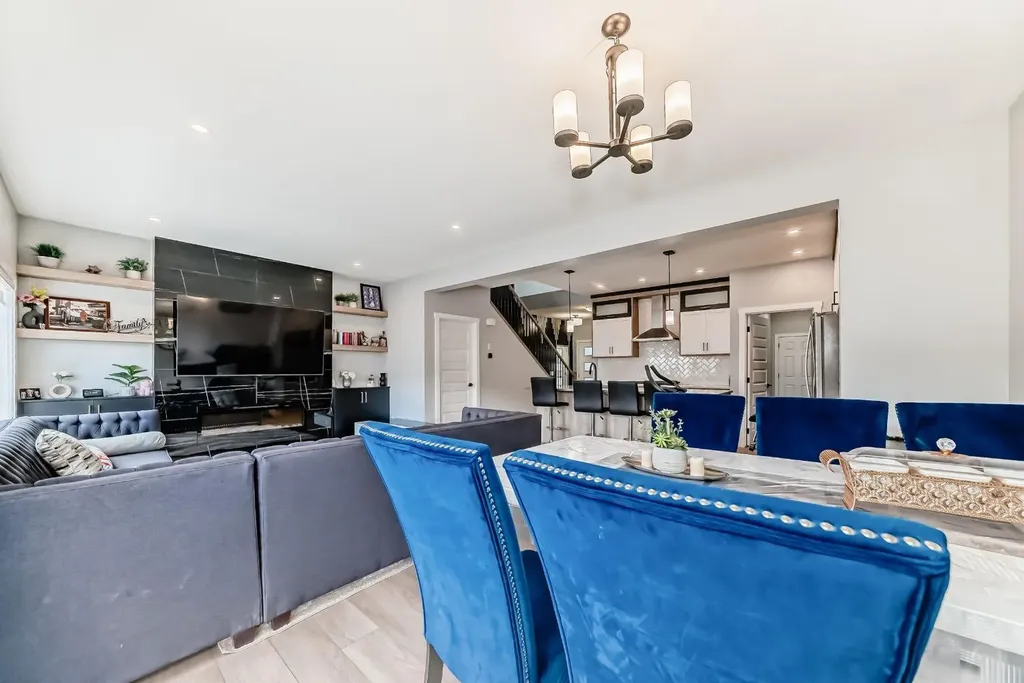 216 Homestead Grove NE Calgary AB T3J5S1