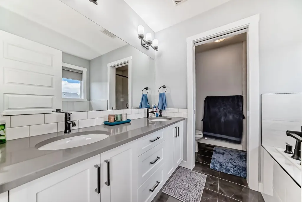 216 Homestead Grove NE Calgary AB T3J5S1