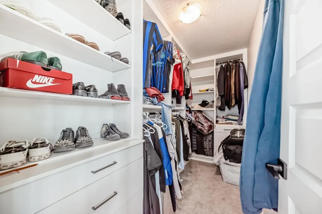 216 Homestead Grove NE Calgary AB T3J5S1