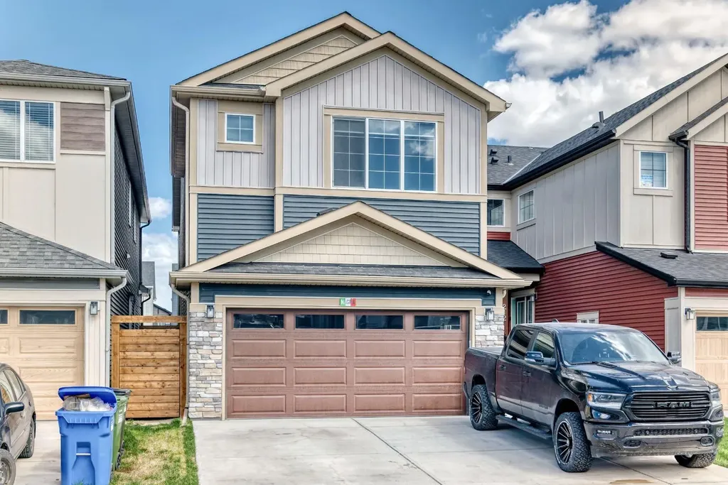 216 Homestead Grove NE Calgary AB T3J5S1
