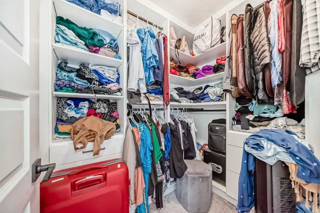 216 Homestead Grove NE Calgary AB T3J5S1