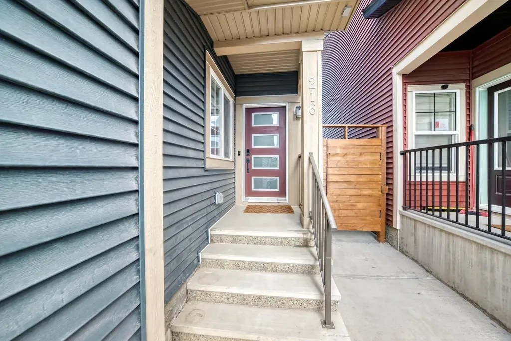 216 Homestead Grove NE Calgary AB T3J5S1