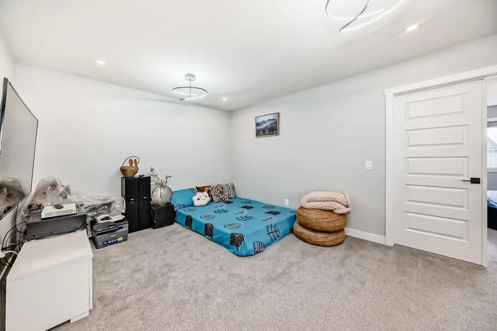 216 Homestead Grove NE Calgary AB T3J5S1