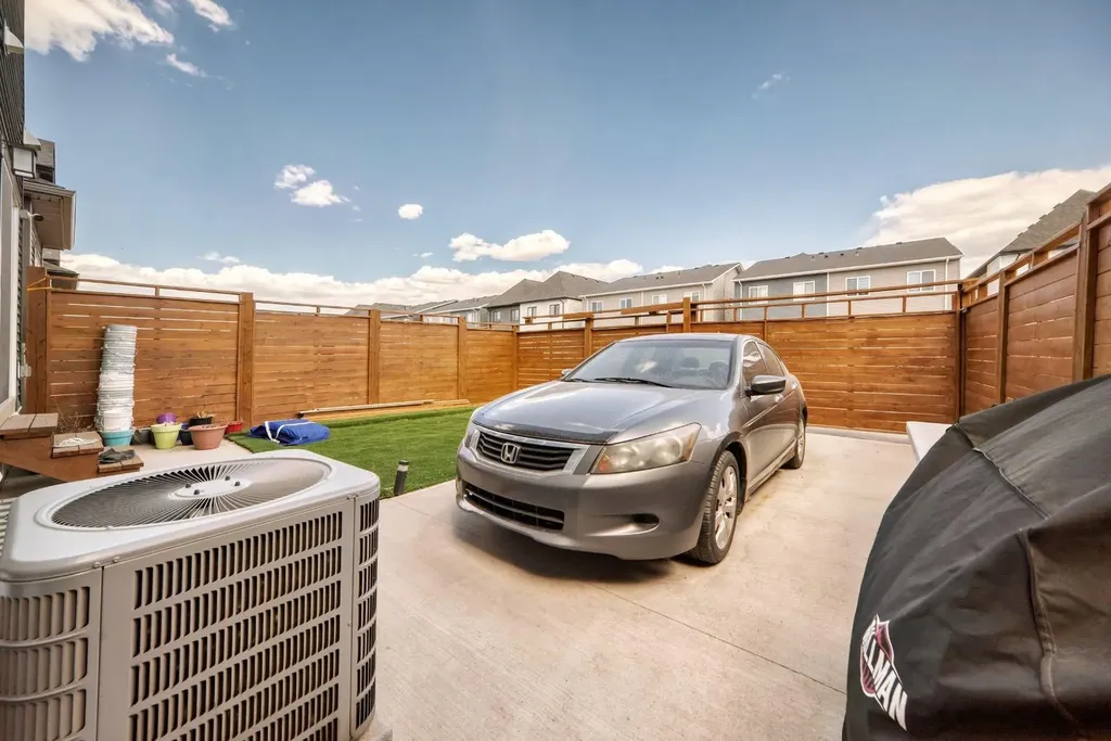 216 Homestead Grove NE Calgary AB T3J5S1