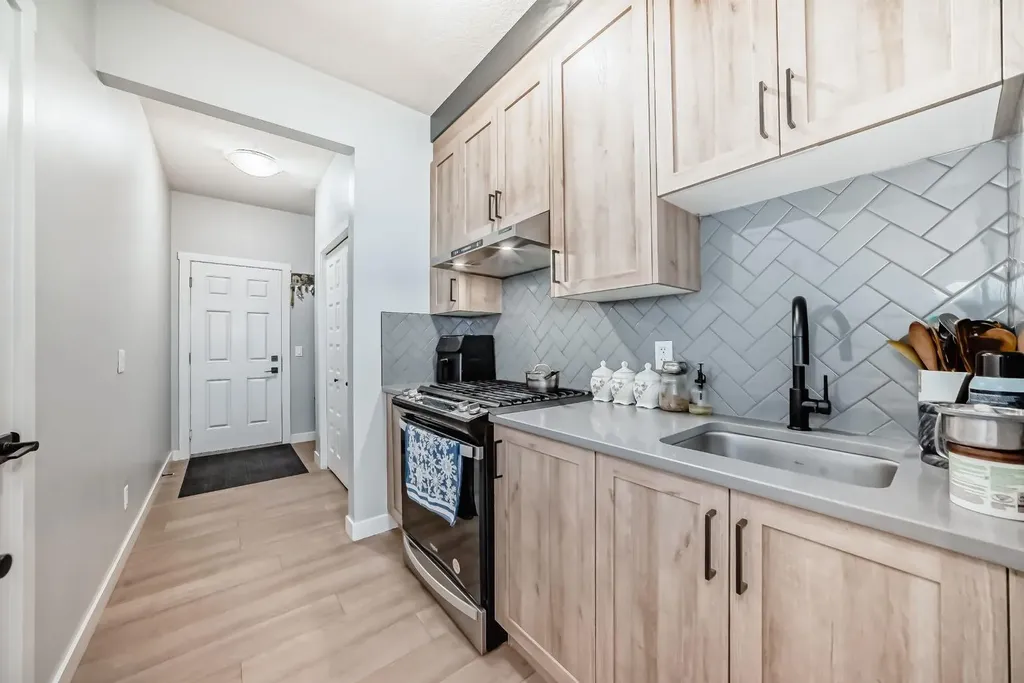 216 Homestead Grove NE Calgary AB T3J5S1