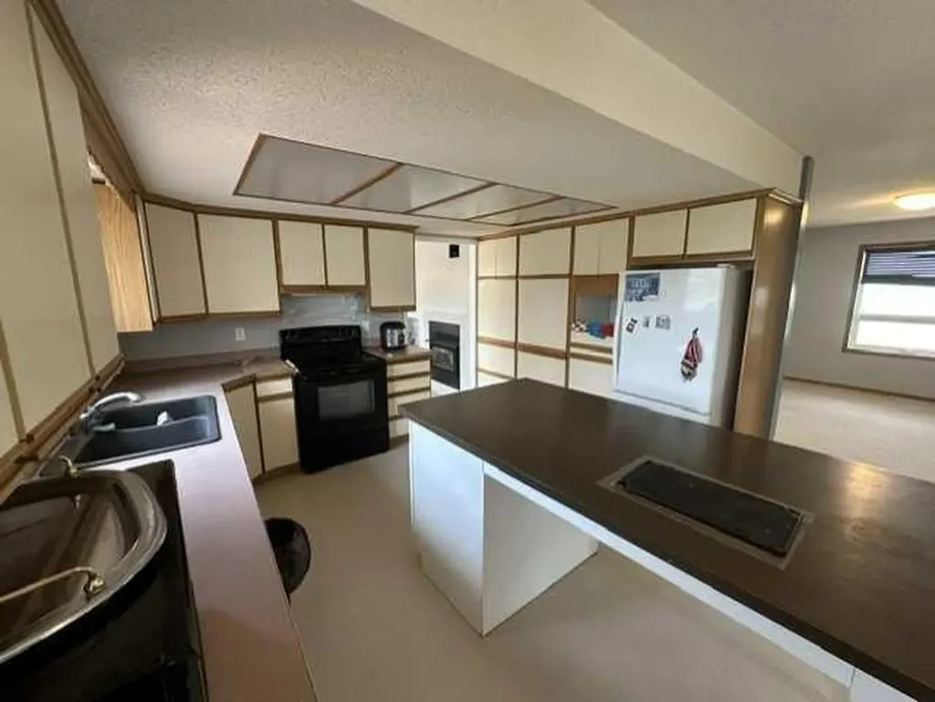 14538 Township Road 294a Hanna AB T0J1P0