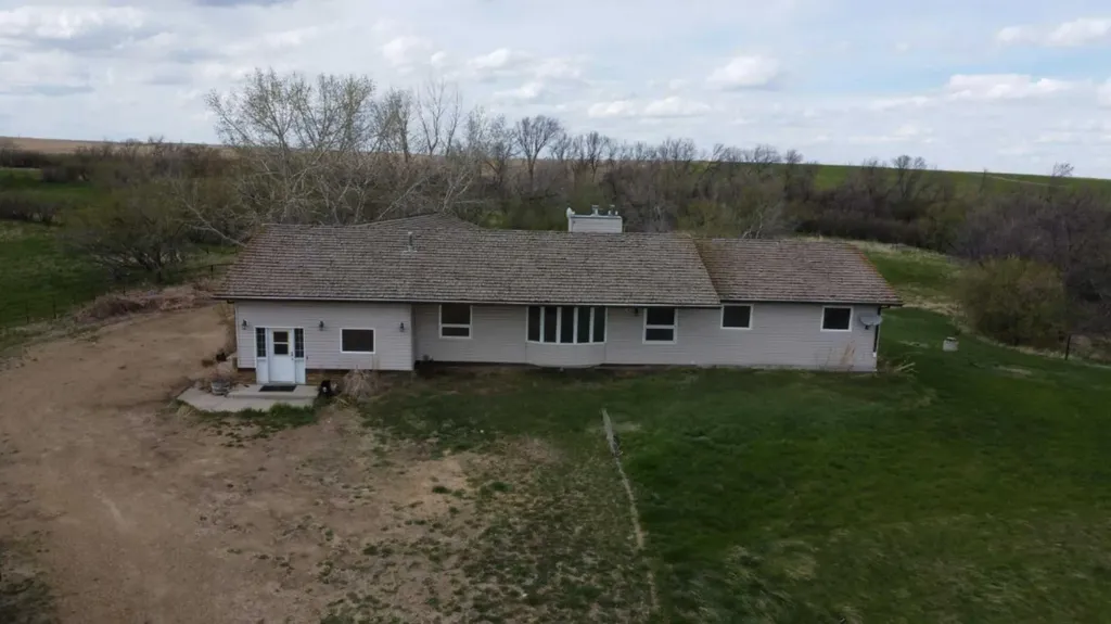 14538 Township Road 294a Hanna AB T0J1P0