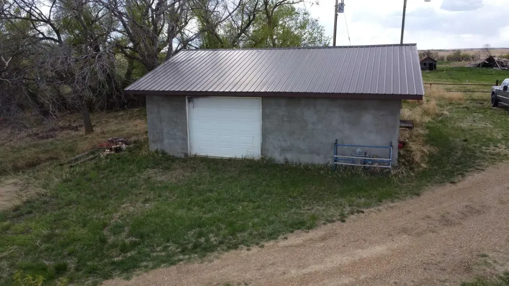 14538 Township Road 294a Hanna AB T0J1P0