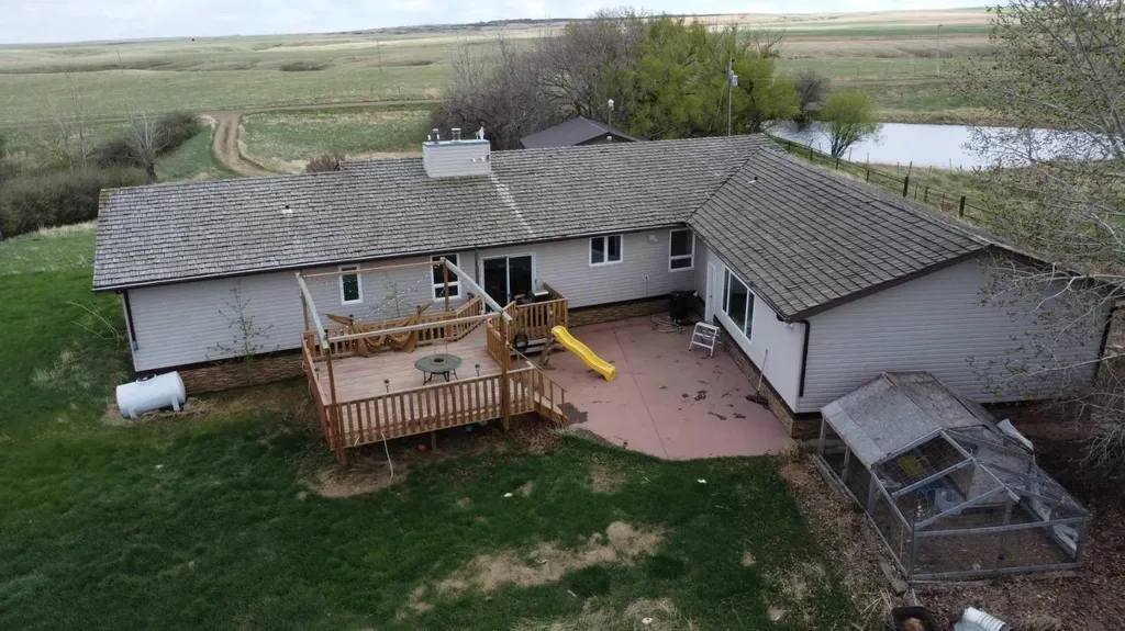 14538 Township Road 294a Hanna AB T0J1P0