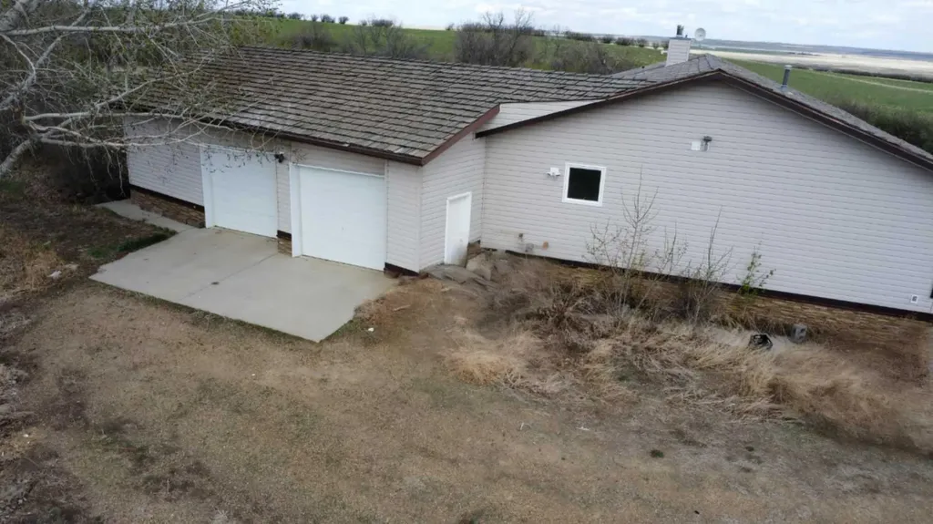14538 Township Road 294a Hanna AB T0J1P0