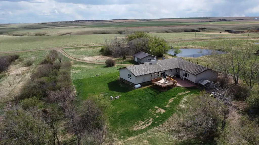 14538 Township Road 294a Hanna AB T0J1P0