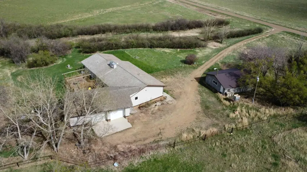 14538 Township Road 294a Hanna AB T0J1P0