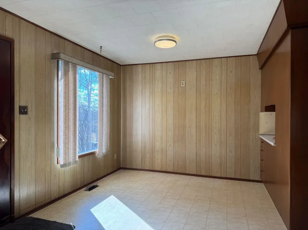 9920 113 Street Fairview AB T0H1L0