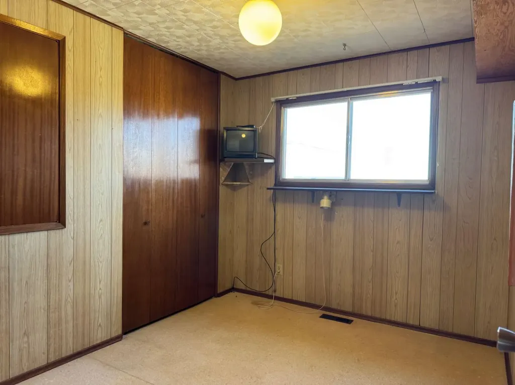 9920 113 Street Fairview AB T0H1L0