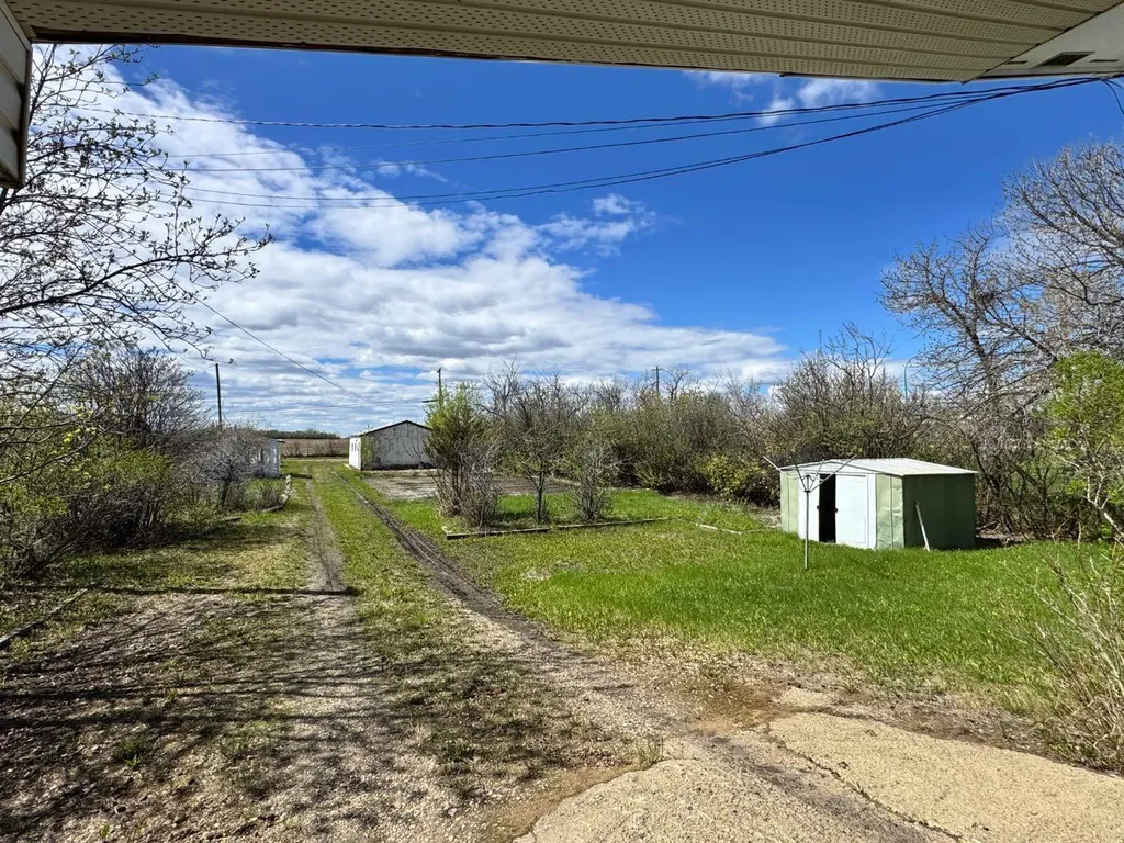 9920 113 Street Fairview AB T0H1L0