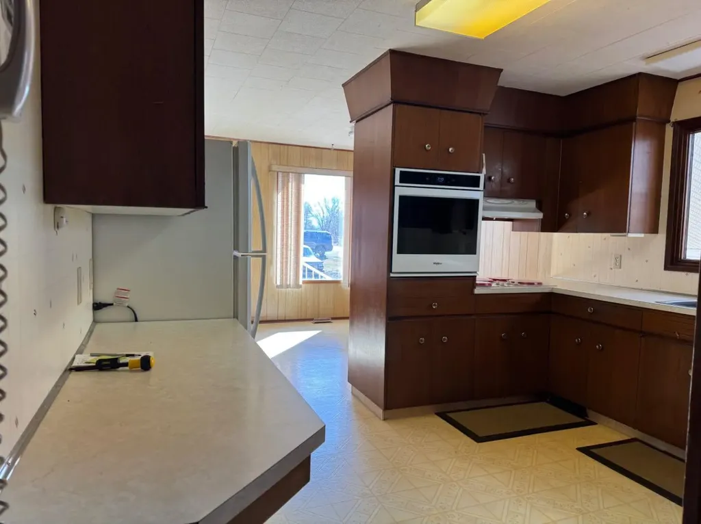 9920 113 Street Fairview AB T0H1L0