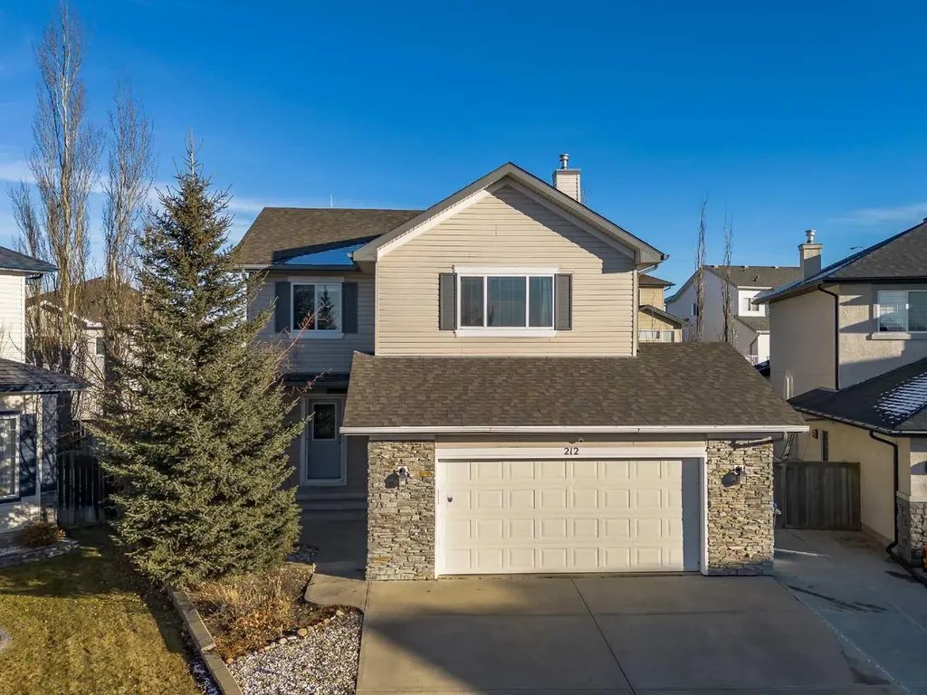 212 Cove Court Chestermere AB T1X 1L5