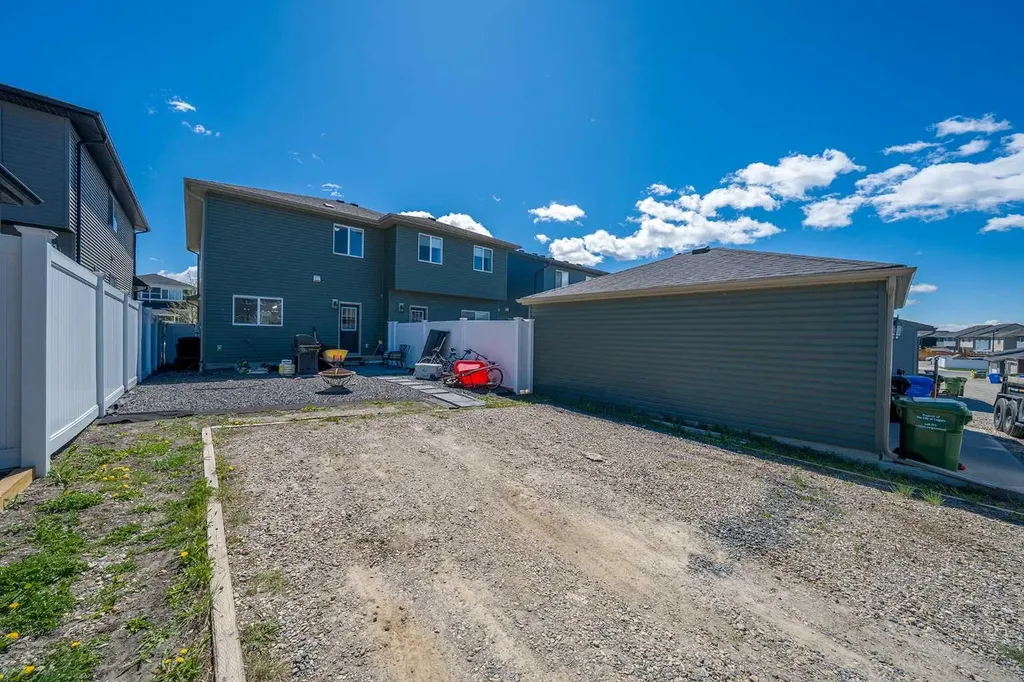 341 Legacy Reach Circle SE Calgary AB T2X4T8