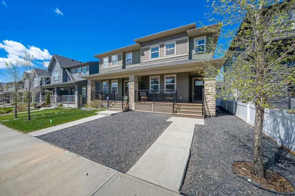 341 Legacy Reach Circle SE Calgary AB T2X4T8