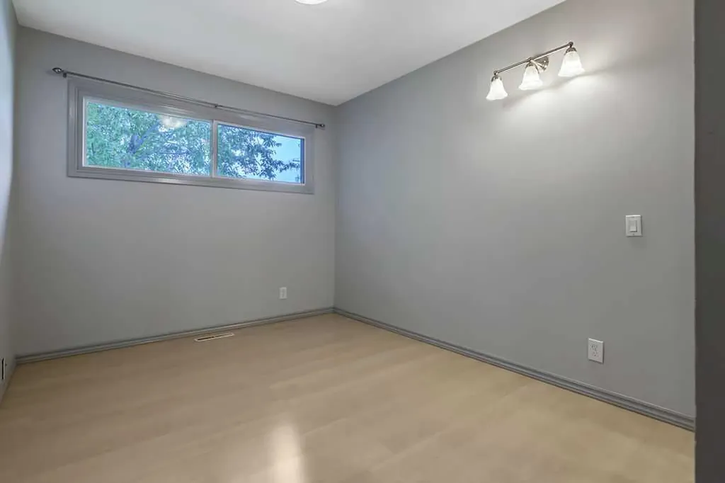 1007 Mackid Road NE Calgary AB T2E 6A8